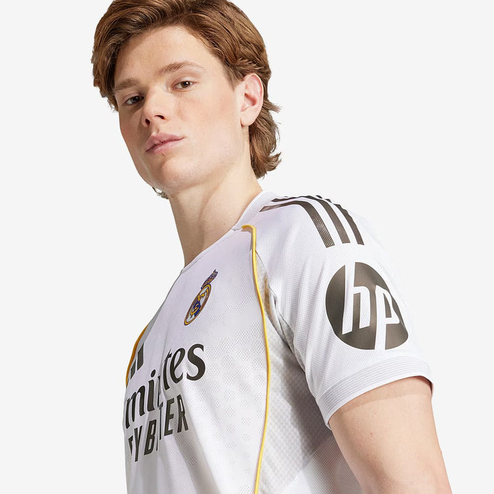 Camiseta Real Madrid primera equipación 25/26 authentic