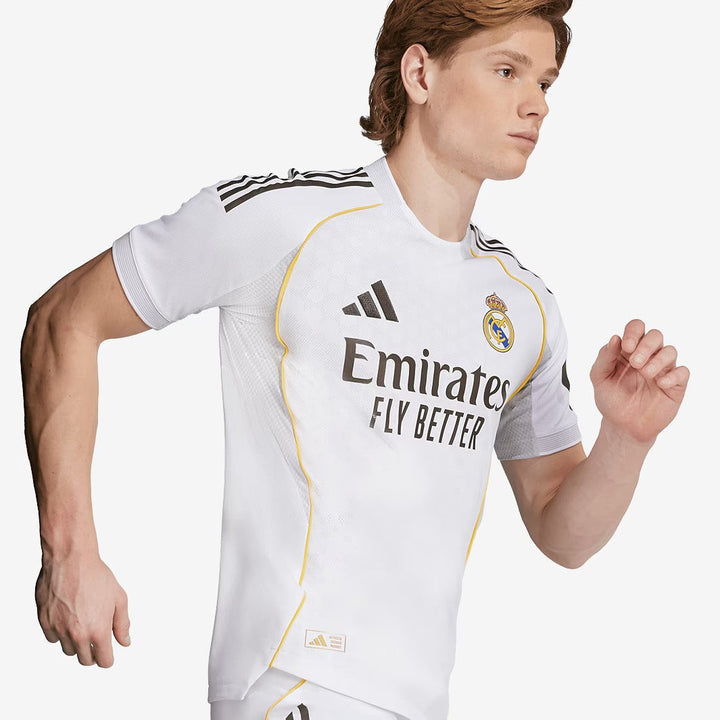 Camiseta Real Madrid primera equipación 25/26 authentic