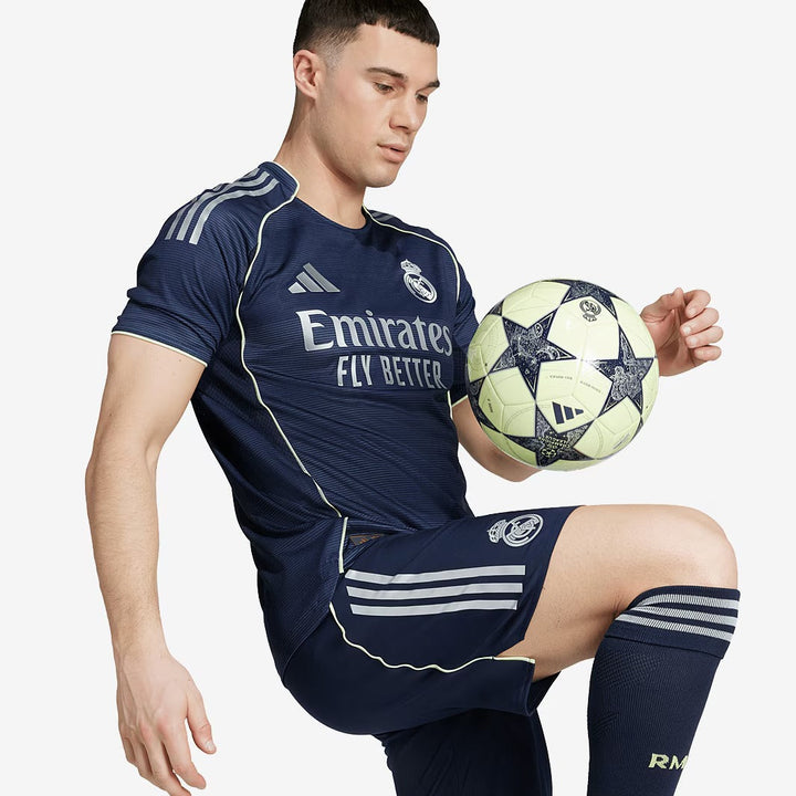 Camiseta Real Madrid segunda equipación 25/26 authentic