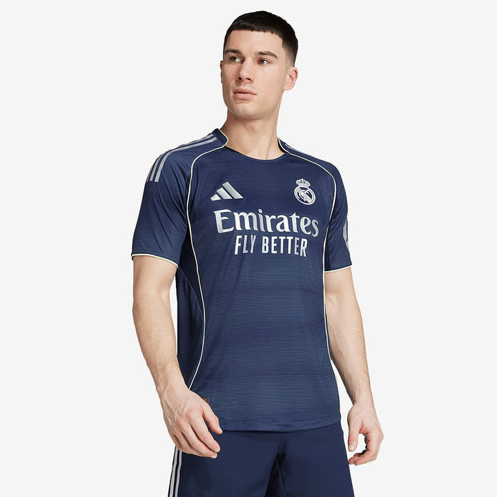 Camiseta Real Madrid segunda equipación 25/26 authentic