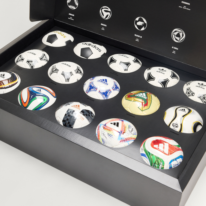 Conjunto de Minibalones Históricos de la Copa Mundial de la FIFA