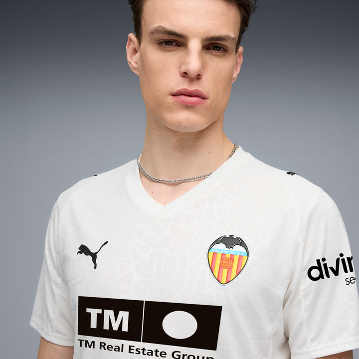 Camiseta Valencia primera equipación 25/26